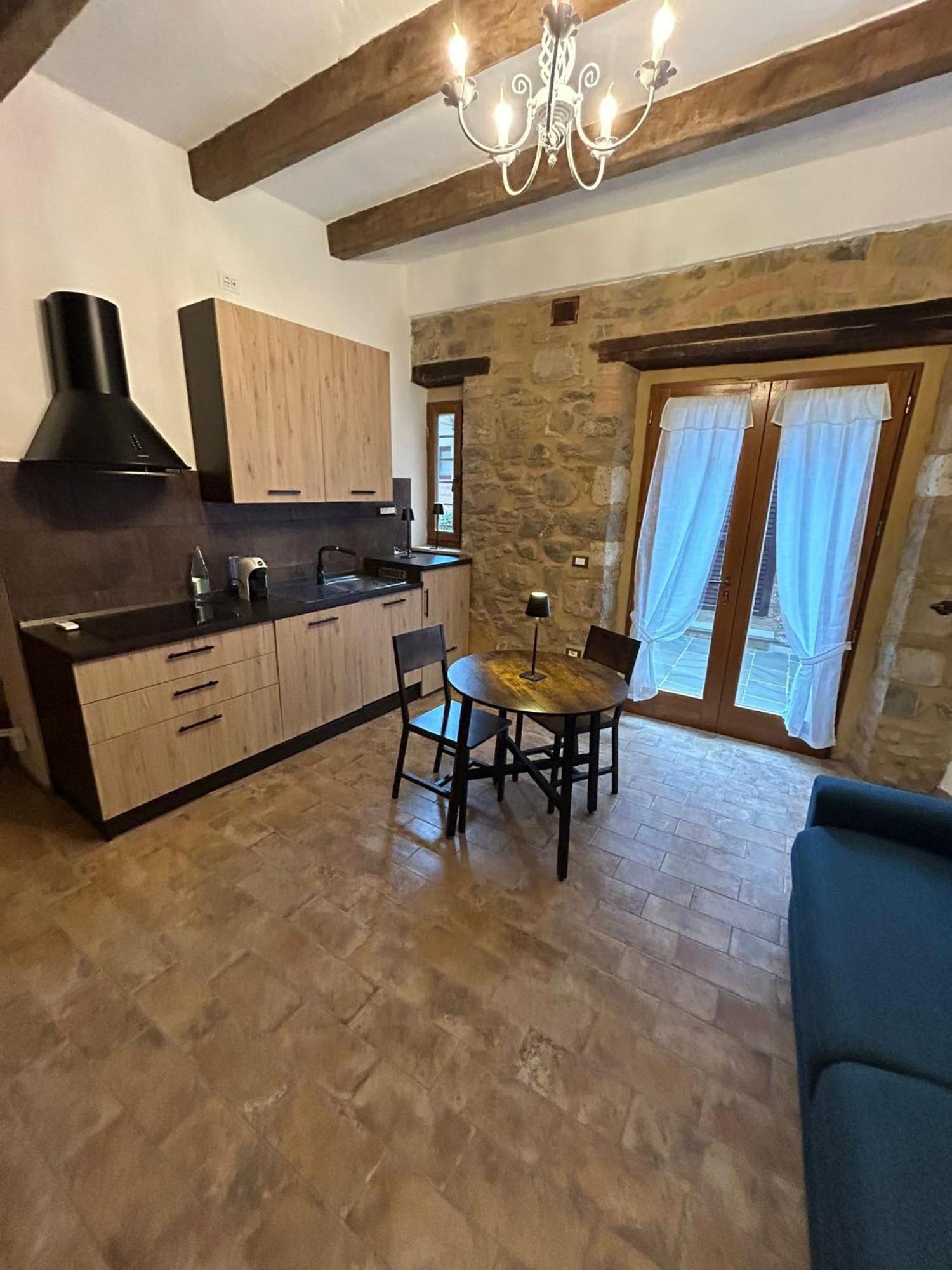 Borgo Di Mezzo Apartment Castelnuovo dell'Abate Ngoại thất bức ảnh